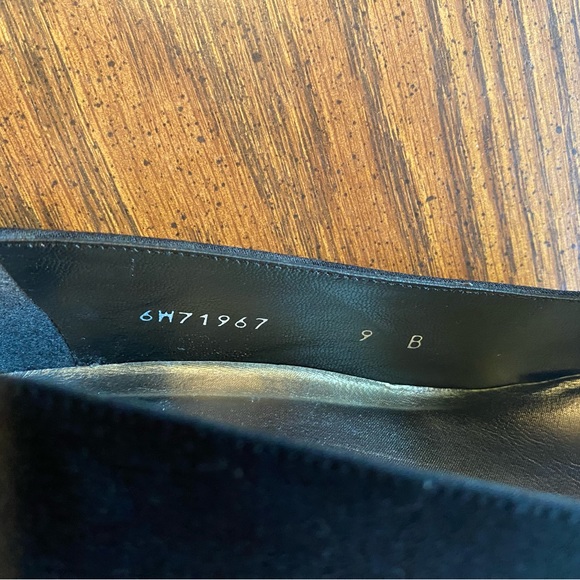 Stuart Weitzman size 9 1/2 AA - Picture 4 of 5